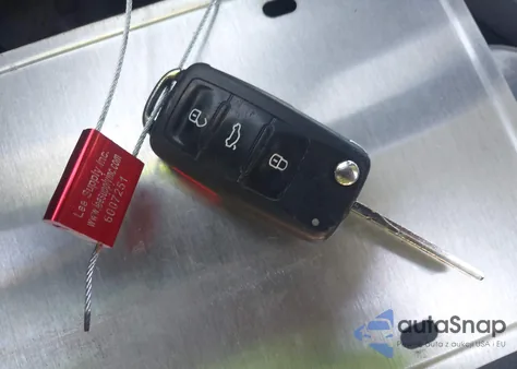 2014 Volkswagen Passat 1.8T Se from USA, damaged, VIN 1VWBS7A30EC109291